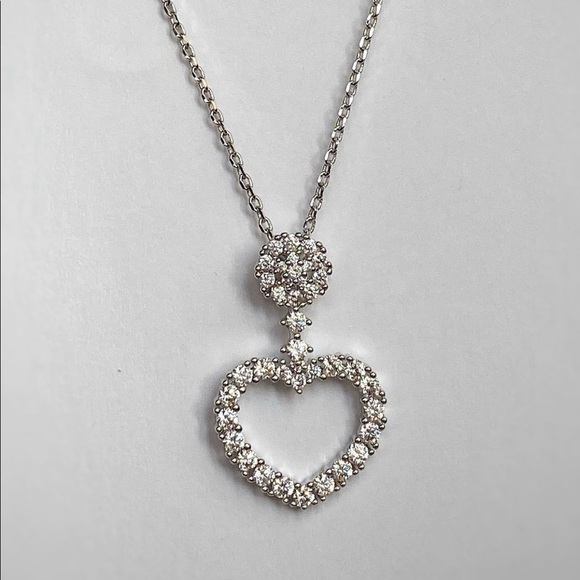 LAST ONE Heart Earrings & Necklace Set 925 Sterling Silver White Zircon - Picture 4 of 9